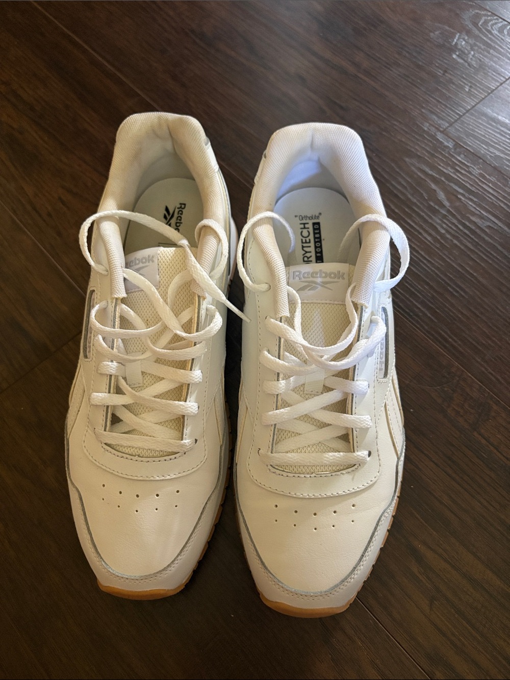 Reebok White Leather Women's Low-Top Sneakers with Gum Outsole